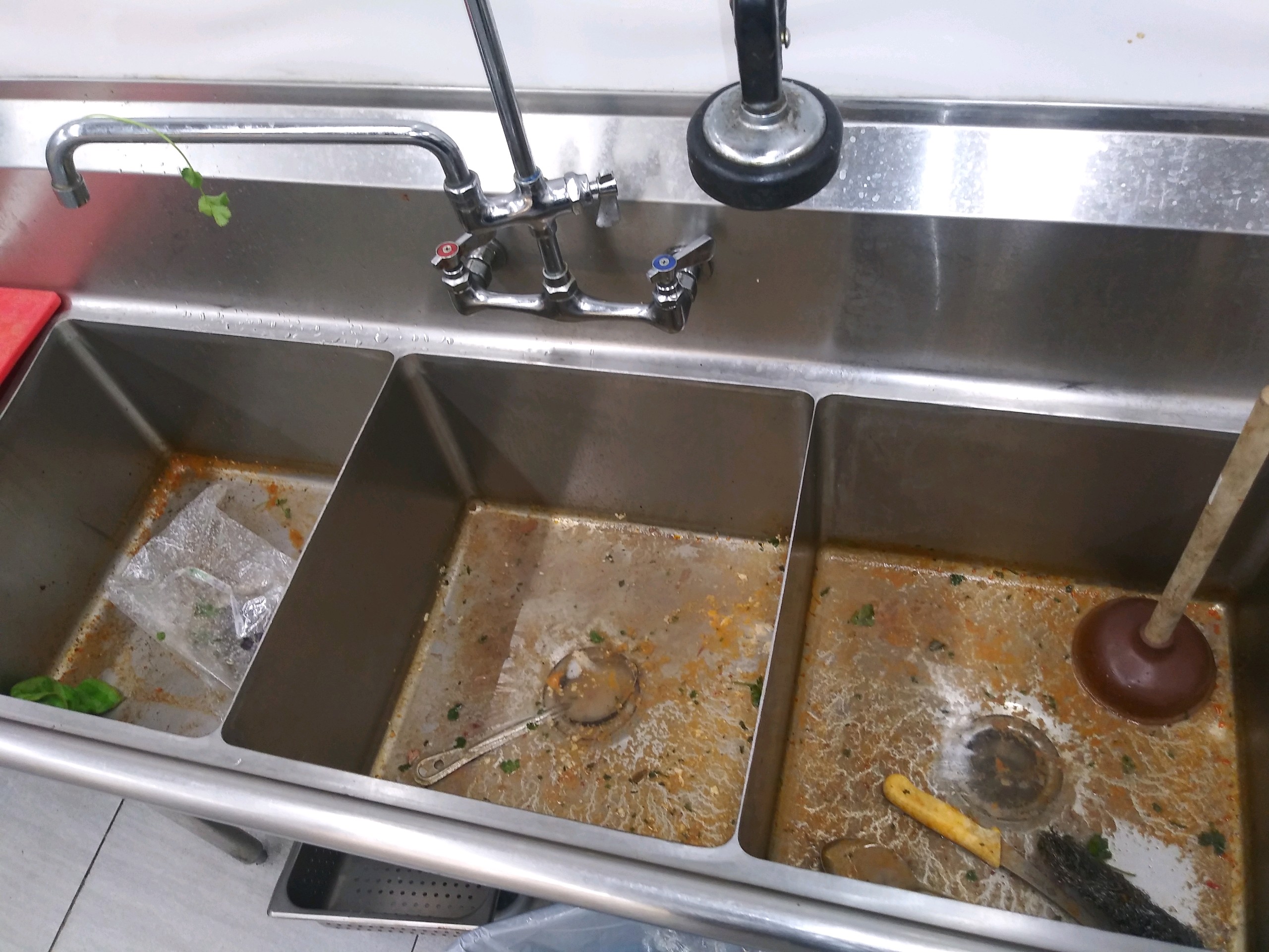 Grease trap maintenance service in Los Angeles commercial kitchen